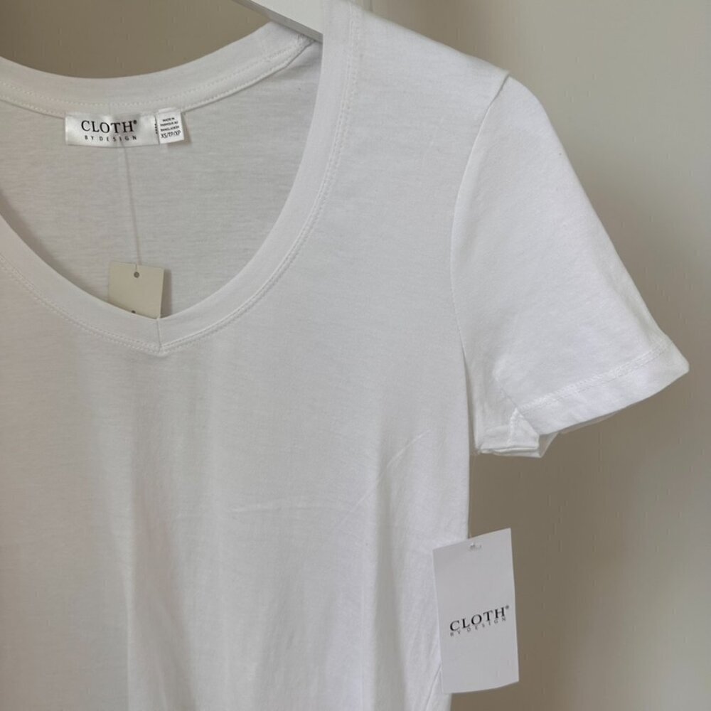Francesca's Cloth By Design Basic White T-Shirt NWT Size XS - Picture 4 of 10